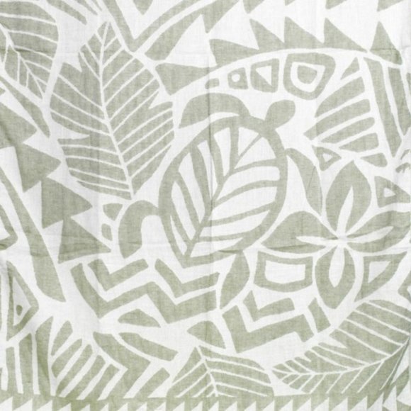Double Gauze 100% Turkish Cotton Beach or Bath Towel -Turtle & Leaf Pattern New - Picture 1 of 3